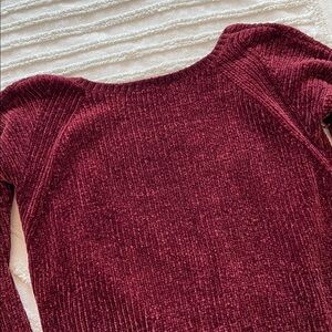 Women's Chenille Open Back Sweater - Burgundy